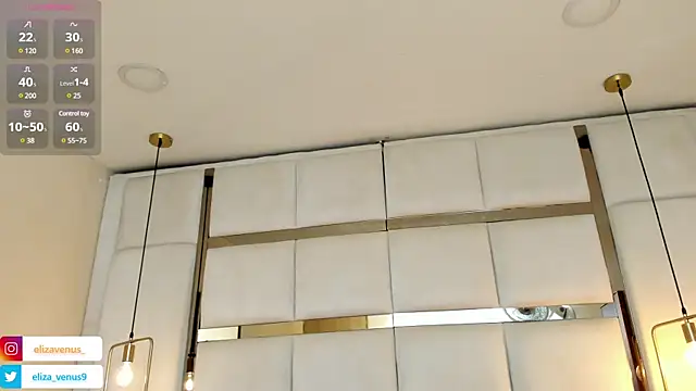 elizavenus online show from March 16, 2025, 6:34 pm