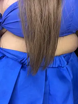 Snapshot of CharlotteMillers chatting on November 21, 2025, 4:00 am CharlotteMillers online show from November 21, 2025, 4:00 am