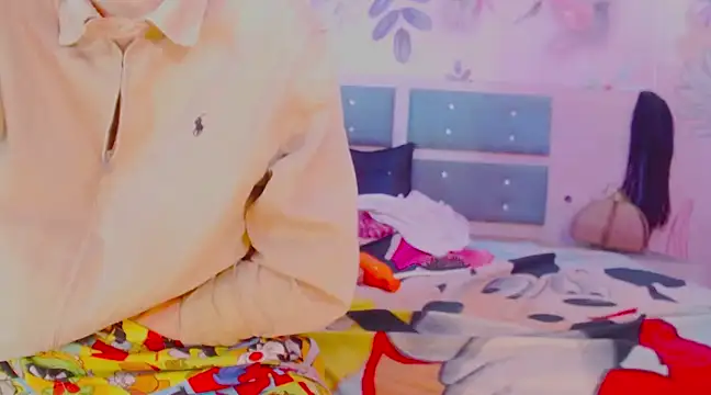 lobahugecockts online show from January 31, 2025, 7:50 am