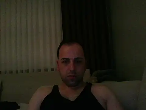 Snapshot of Yldrmm_9553 chatting on June 6, 2026, 10:04 pm Yldrmm 9553 online show from June 6, 2026, 10:04 pm