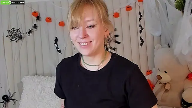 RachelCart online show from October 29, 2025, 3:05 am