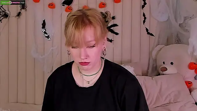 RachelCart online show from October 17, 2025, 3:10 am