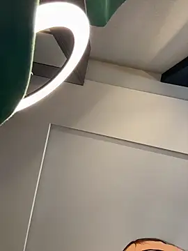  Monic  online show from April 6, 2026, 2:51 pm