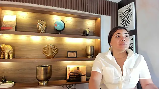 EVELIN MASON online show from September 23, 2025, 7:43 pm