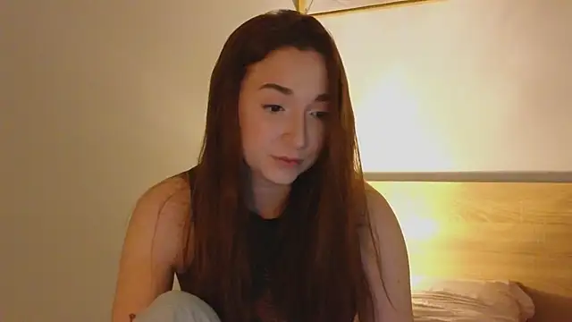 YasmineWest online show from April 7, 2026, 5:37 pm