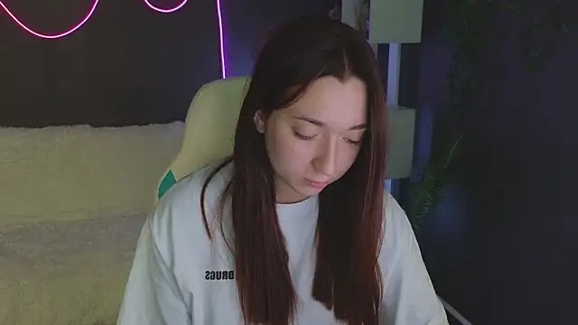 YasmineWest online show from October 1, 2025, 1:22 am