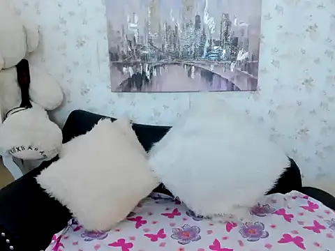 milf bigass  online show from April 1, 2026, 1:52 pm