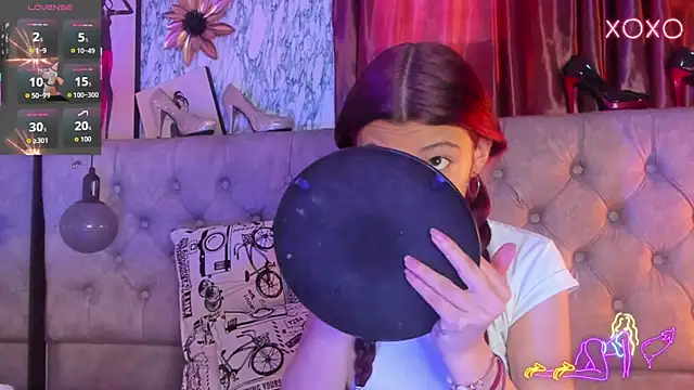  Scarlett 01 online show from January 9, 2026, 5:53 pm