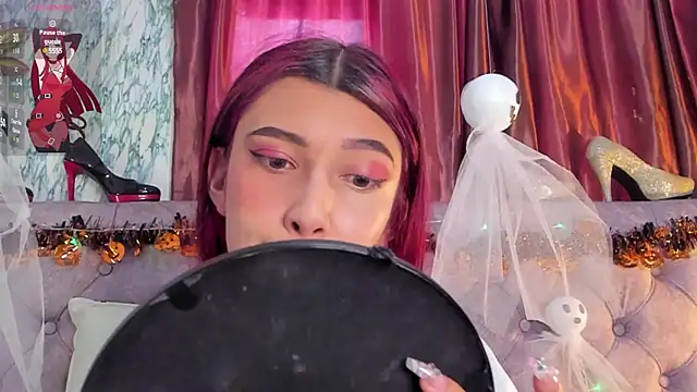  Scarlett 01 online show from October 17, 2025, 1:46 pm