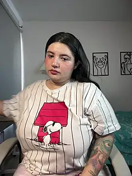 horny roomiess online show from March 26, 2026, 9:46 pm