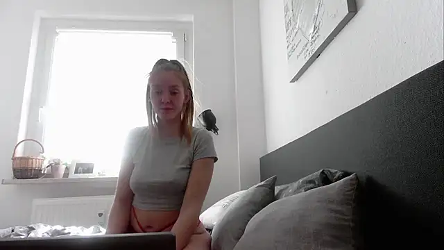 LachenderTeufel online show from March 22, 2025, 11:11 am