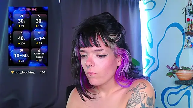 Snapshot of purple_em69 chatting on September 9, 2025, 6:06 pm purple em69 online show from September 9, 2025, 6:06 pm