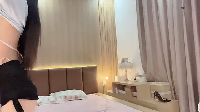 Jennie Spa online show from December 12, 2024, 3:48 pm