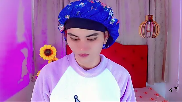 Jessica smith 1 online show from December 17, 2025, 11:15 am