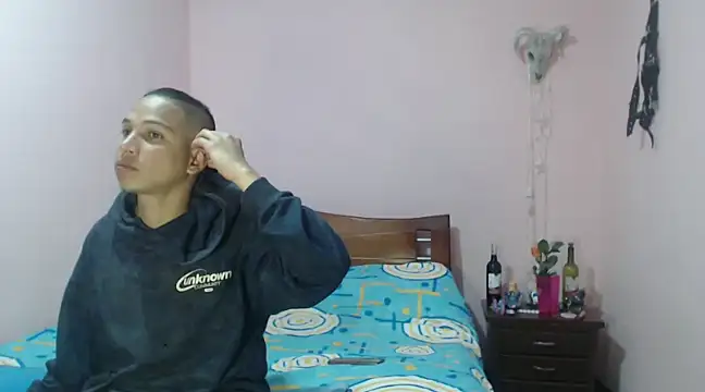 CoreAlejito online show from March 10, 2025, 1:45 am