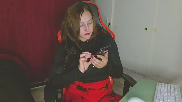 Noamartin  online show from March 19, 2025, 12:15 am