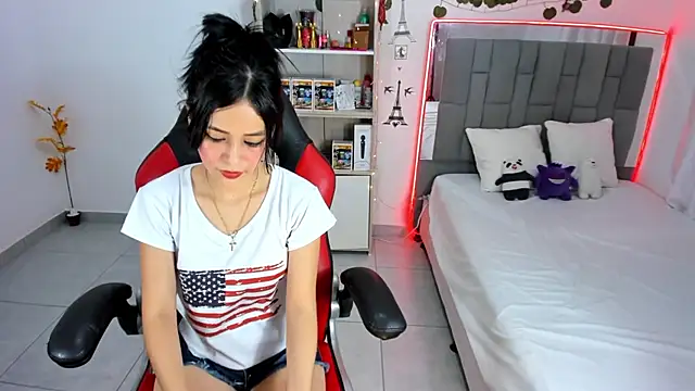 HannaSexyy online show from October 29, 2025, 12:20 am