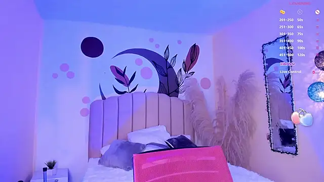 Snapshot of katherin_smith_ chatting on February 5, 2025, 9:40 pm katherin smith online show from February 5, 2025, 9:40 pm