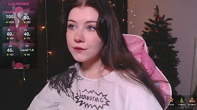 Snapshot of CutieTori chatting on January 14, 2025, 10:59 am CutieTori online show from January 14, 2025, 10:59 am