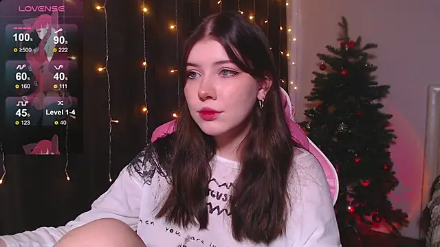 Snapshot of CutieTori chatting on January 5, 2025, 8:43 am CutieTori online show from January 5, 2025, 8:43 am