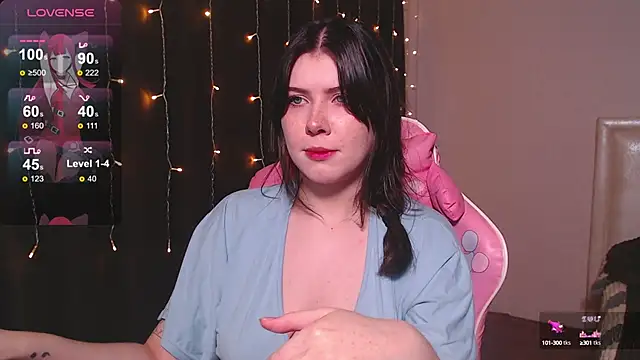 Snapshot of CutieTori chatting on December 10, 2024, 9:55 am CutieTori online show from December 10, 2024, 9:55 am