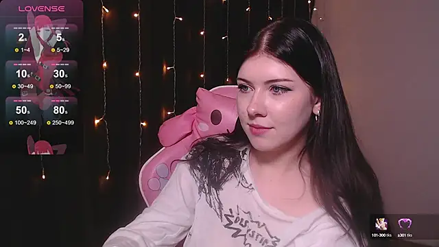 Snapshot of CutieTori chatting on February 16, 2025, 1:05 pm CutieTori online show from February 16, 2025, 1:05 pm