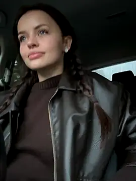 Snapshot of AngelinaTeller chatting on October 2, 2025, 12:47 am AngelinaTeller online show from October 2, 2025, 12:47 am