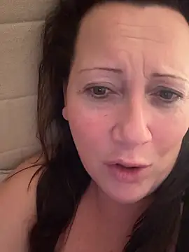 xsexycurvymilf online show from February 19, 2025, 6:22 am