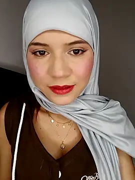 Snapshot of hanaa_18 chatting on March 8, 2025, 10:24 pm hanaa 18 online show from March 8, 2025, 10:24 pm