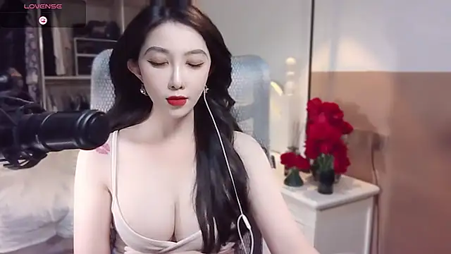 vyizh- online show from February 24, 2025, 5:54 am