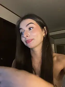 Snapshot of Coralinee_01 chatting on May 27, 2026, 1:57 am Coralinee 01 online show from May 27, 2026, 1:57 am