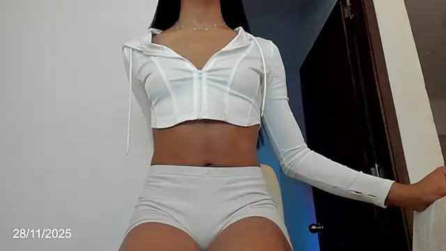 Karoline Marin online show from November 29, 2025, 5:13 pm