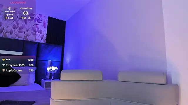 Amareto  online show from October 4, 2025, 11:56 am