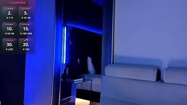 Amareto  online show from October 11, 2025, 1:01 pm