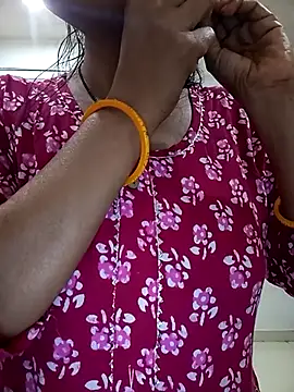 Snapshot of Hot-Shivani chatting on March 1, 2025, 1:53 am Hot-Shivani online show from March 1, 2025, 1:53 am