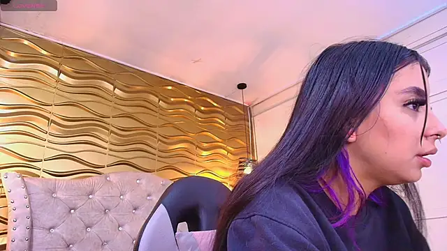Snapshot of Andreita_Jones chatting on May 3, 2026, 12:09 pm Andreita Jones online show from May 3, 2026, 12:09 pm