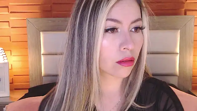 Ammy Castro online show from February 26, 2025, 7:21 pm