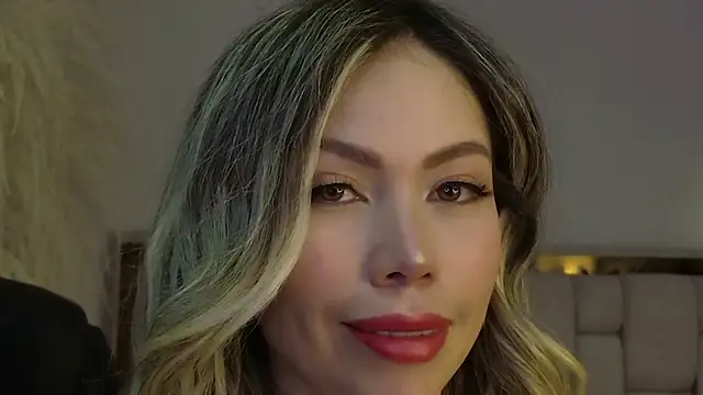 Ammy Castro online show from March 12, 2026, 9:41 pm