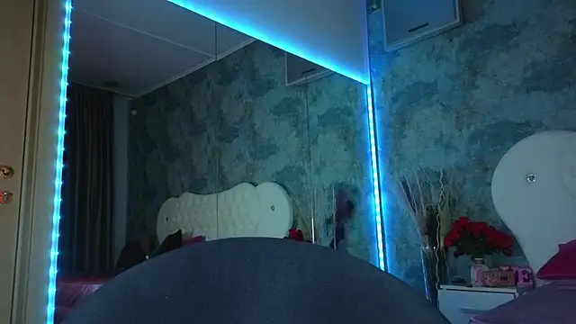 Snapshot of AngellBlackX chatting on December 22, 2025, 7:30 am AngellBlackX online show from December 22, 2025, 7:30 am