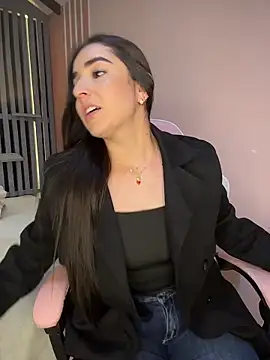 Snapshot of Victoria-And1 chatting on February 23, 2026, 1:18 am Victoria-And1 online show from February 23, 2026, 1:18 am