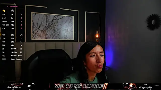 kira moon   online show from September 17, 2025, 9:17 pm