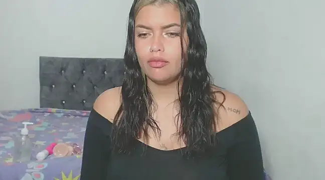 Snapshot of sweetkitty_16 chatting on February 27, 2025, 1:30 am sweetkitty 16 online show from February 27, 2025, 1:30 am