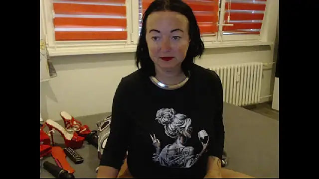 Snapshot of Alexie33 chatting on September 10, 2025, 6:34 am Alexie33 online show from September 10, 2025, 6:34 am