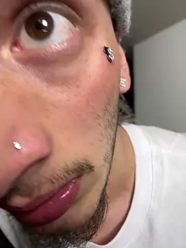 Snapshot of Scott_sex7 chatting on March 3, 2026, 4:19 am Scott sex7 online show from March 3, 2026, 4:19 am