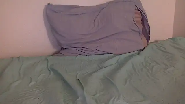 molozeb online show from February 3, 2026, 10:15 pm