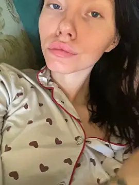 Lisaaa Alisa online show from October 29, 2025, 4:11 am