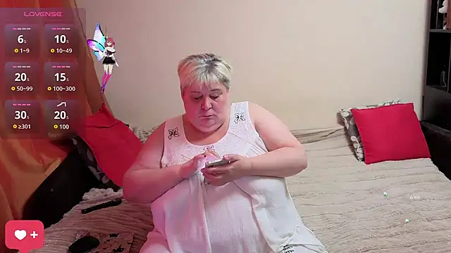 Klio5678 online show from October 24, 2025, 9:41 am