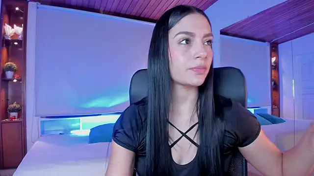 carina rossi online show from March 12, 2025, 11:54 am