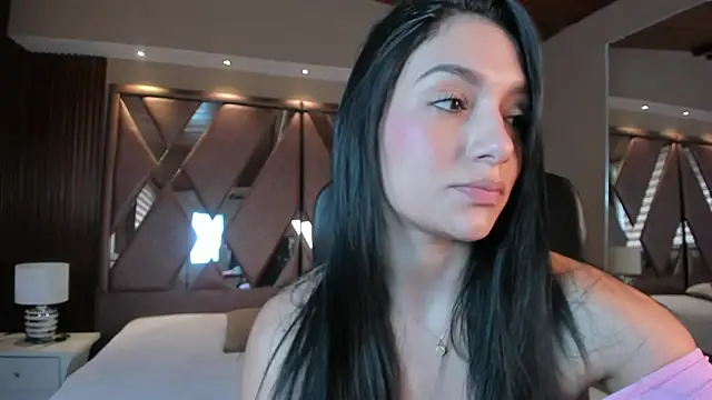 carina rossi online show from October 27, 2025, 12:39 pm