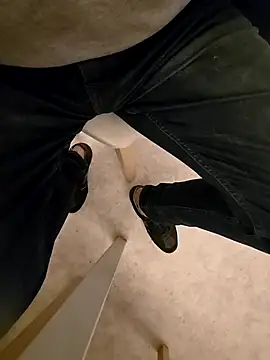 Lorent6969 online show from April 13, 2026, 4:16 am